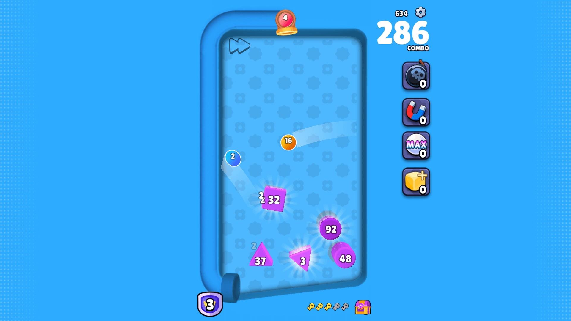 Player aiming a bounce shot toward the target in Bounce Ball3