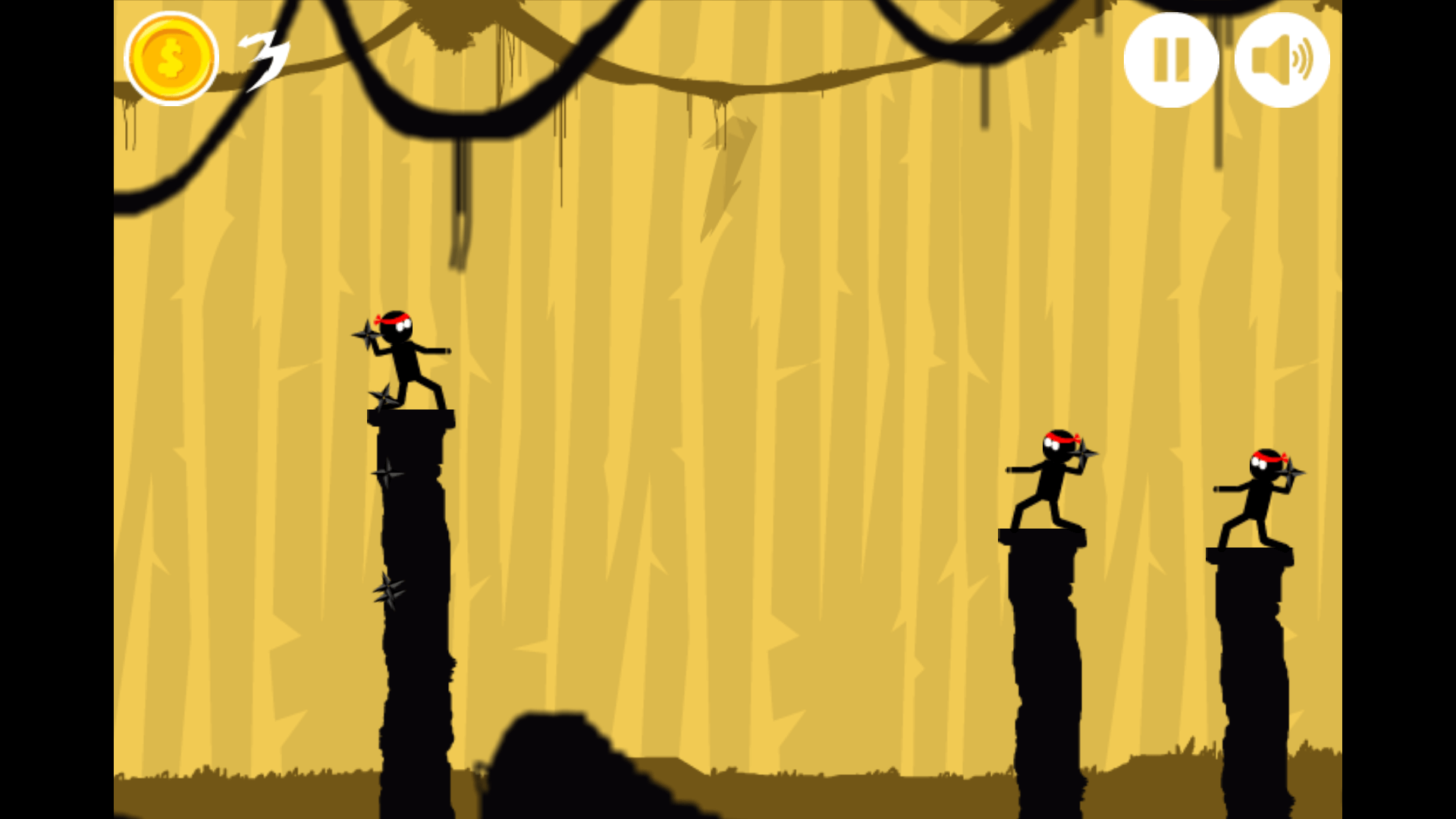 Player character preparing to throw a shuriken in The Last Ninja endless mode