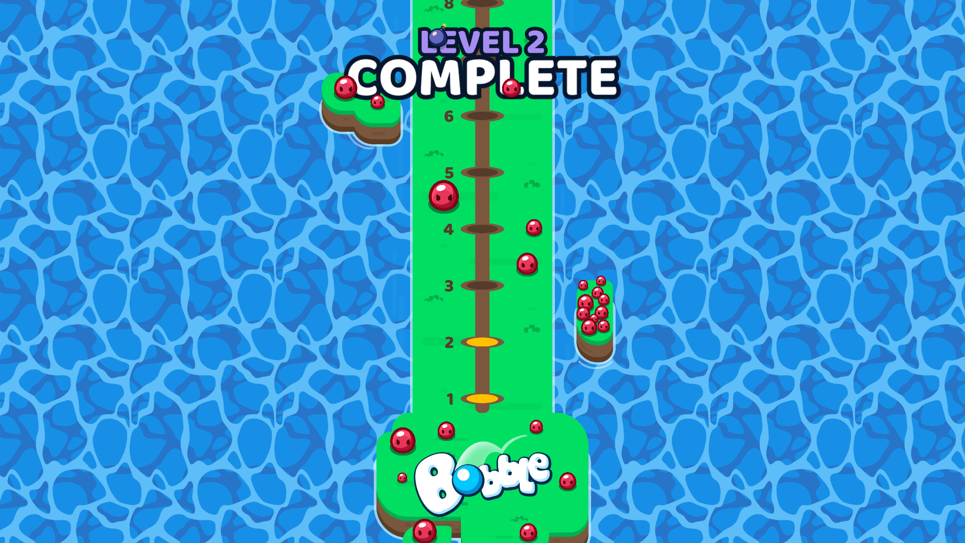 Bobble gameplay screenshot showing a dynamic peg board with colorful pegs2
