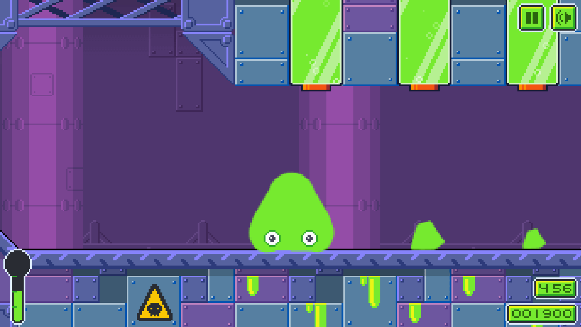 Level complete screen in Slime Laboratory with score and collected disks displayed