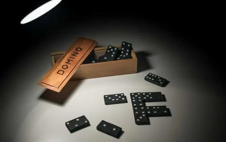 How to Win in Dominoes: Strategies, Tips, and Expert Tricks
